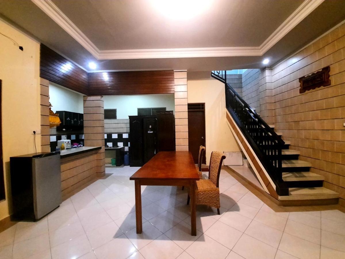 Ganggas Homestay 짐바란 외부 사진