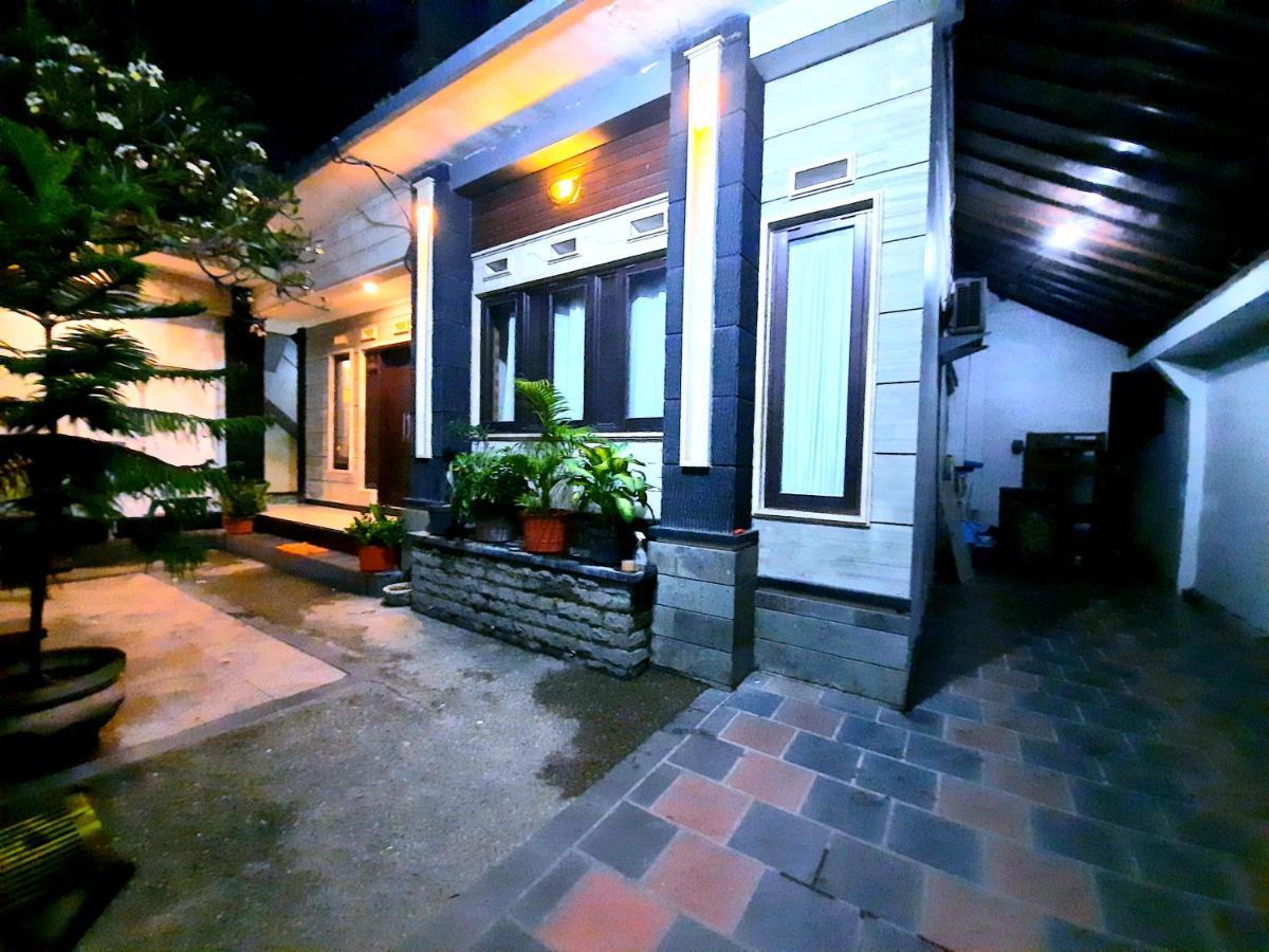 Ganggas Homestay 짐바란 외부 사진