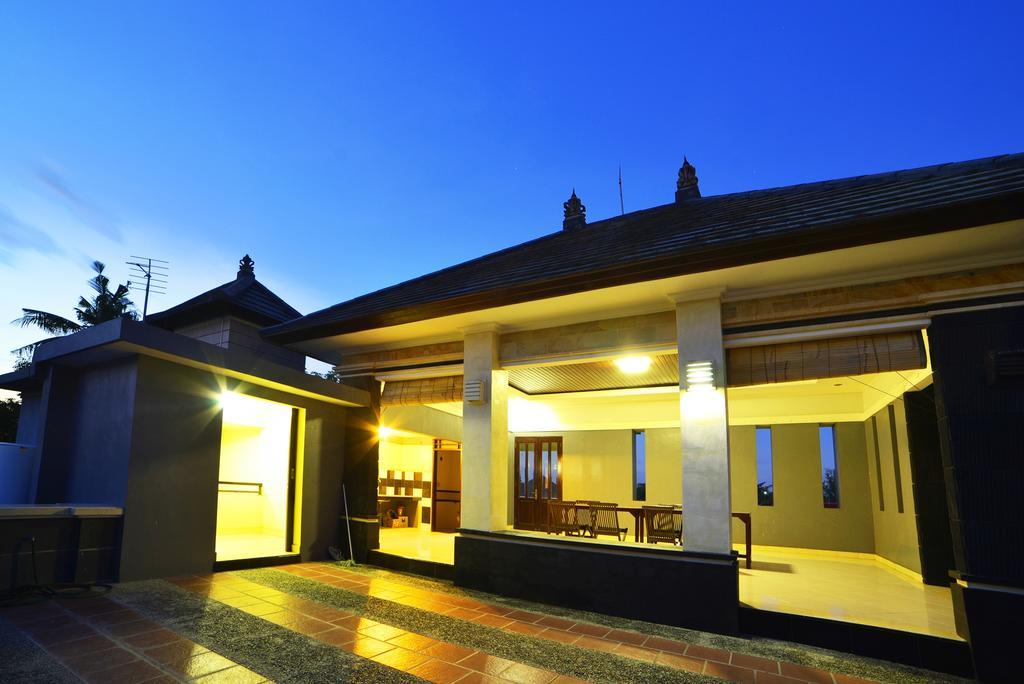 Ganggas Homestay 짐바란 외부 사진