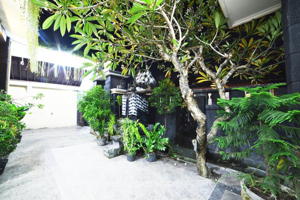 Ganggas Homestay 짐바란 외부 사진