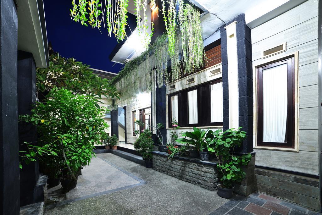 Ganggas Homestay 짐바란 외부 사진